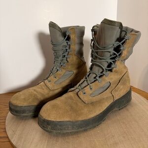 Belleville Men’s 10.5R Military Combat Boots AFTW Gore-Tex Vibram USA Made
